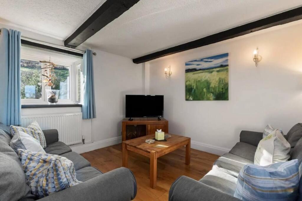 Meadowsweet Cottage Jacuzzi Edition Saundersfoot Exterior photo